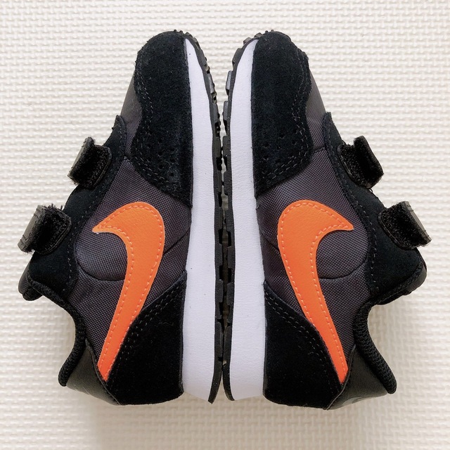 NIKE(ナイキ)の❥NIKE ベビースニーカー 13㎝ 美品 キッズ/ベビー/マタニティのベビー靴/シューズ(~14cm)(スニーカー)の商品写真