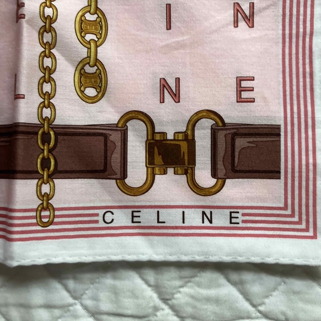 celine(セリーヌ)のセリーヌ　　ハンカチ　ピンク レディースのファッション小物(ハンカチ)の商品写真