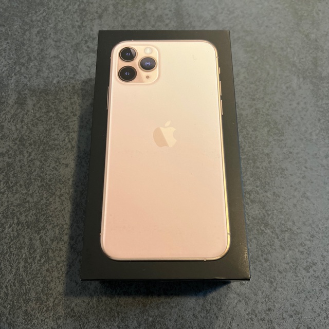 iPhone(アイフォーン)のiPhone11pro 外箱、その他付属品 ※値下げ！※ スマホ/家電/カメラのスマートフォン/携帯電話(その他)の商品写真