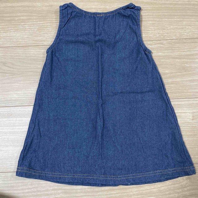 刺繍ワンピース　90 キッズ/ベビー/マタニティのキッズ服女の子用(90cm~)(ワンピース)の商品写真