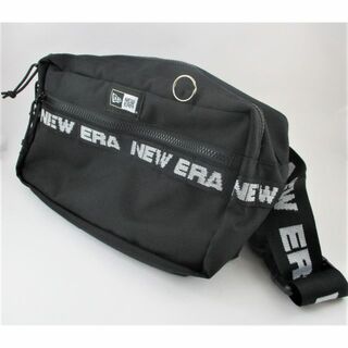 ニューエラー(NEW ERA)の◇美品 ニューエラ スクエア ウエストバッグ 二層式 7L ロゴテープ ブラック(ウエストポーチ)