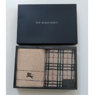 バーバリー(BURBERRY)のリコちゃんまん様　バーバリー　フェイスタオル2枚セット(タオル/バス用品)