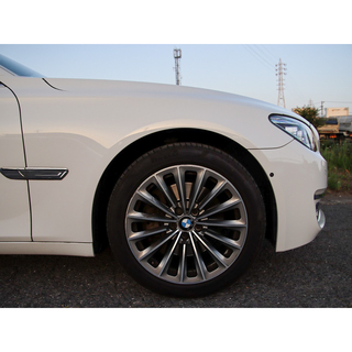 BMW 7シリーズ　ハイブリッド　後期型　全国最安　6.8万キロ　車検6年9月☆