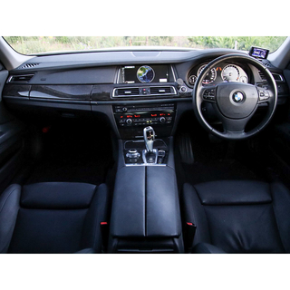BMW 7シリーズ　ハイブリッド　後期型　全国最安　6.8万キロ　車検6年9月☆