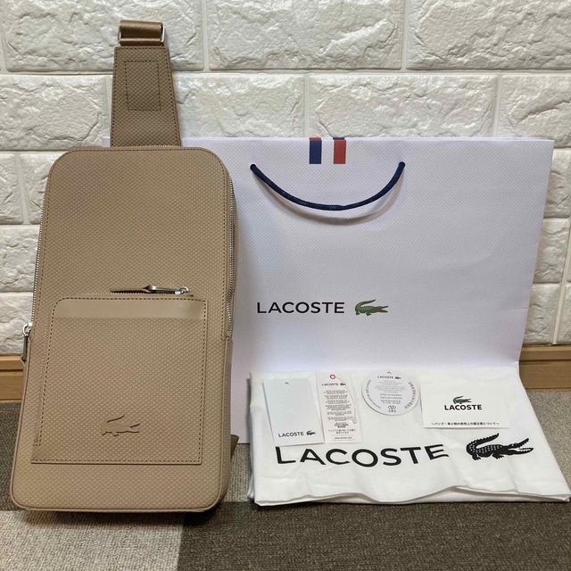 極美品ラコステLACOSTEシャンタコボディバッグ鞄ベージュ完売品オススメ限定1ベージュサイズ