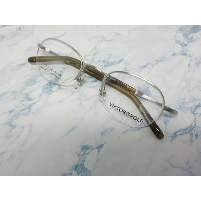 VIKTOR&ROLF - VIKTOR & ROLF メガネ 70-0011-02 44口21-135 の VIKTOR&ROLF - VIKTOR & ROLF メガネ 70-0011-02 44口21-135 の