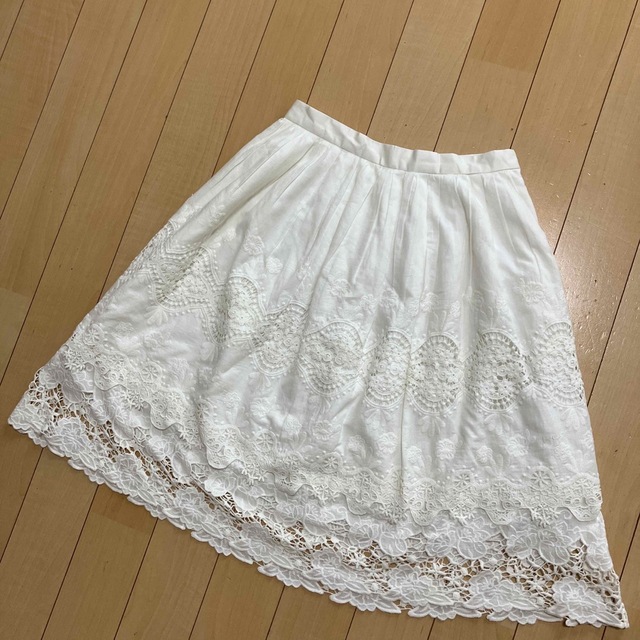 【美品】ロイスクレヨン　スカート　Mサイズ11005177