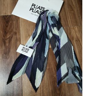 プリーツプリーズイッセイミヤケ(PLEATS PLEASE ISSEY MIYAKE)の今季！高島屋イッセイミヤケPLEASE入手困難完売(ストール/パシュミナ)