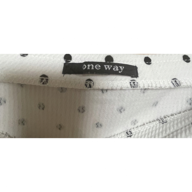 one*way(ワンウェイ)のoneway ショート丈トップス レディースのトップス(Tシャツ(半袖/袖なし))の商品写真