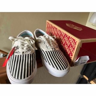 エラ(ERA（VANS）)のVANS(バンズ) ComfyCush Era 白黒27cm(スニーカー)