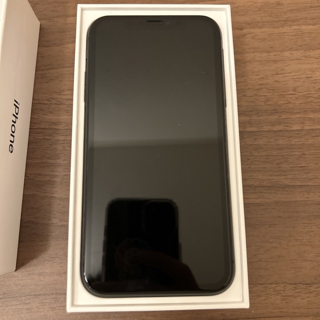 iPhone11 64GB SIMフリーiPhone11