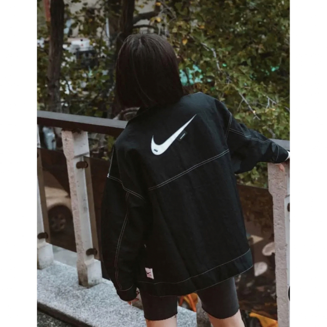 ブリヤンテス・レッド ナイキ NSW スウッシュ ウーブン ジャケット