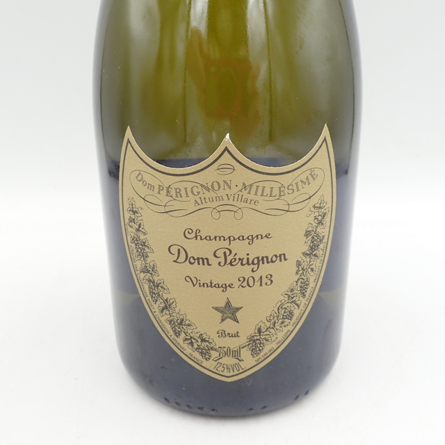 Dom Pérignon(ドンペリニヨン)のドンペリニヨン 白 2013 750ml Dom Perignon【E2】 食品/飲料/酒の酒(シャンパン/スパークリングワイン)の商品写真
