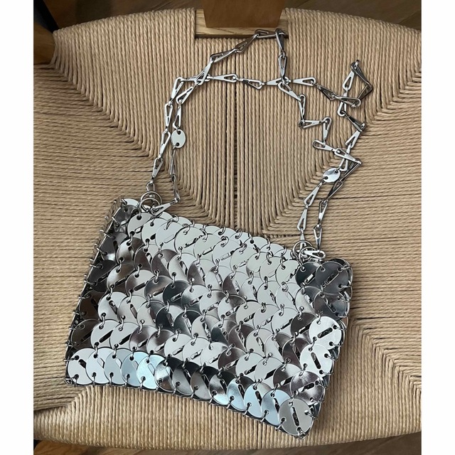 paco rabanne(パコラバンヌ)のpaco rabanne パコラバンヌ　1969 bag シルバー レディースのバッグ(ショルダーバッグ)の商品写真