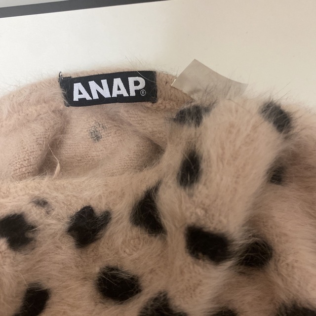 ANAP(アナップ)のANAP ヒョウ柄帽子（ベレー帽） レディースの帽子(ハンチング/ベレー帽)の商品写真