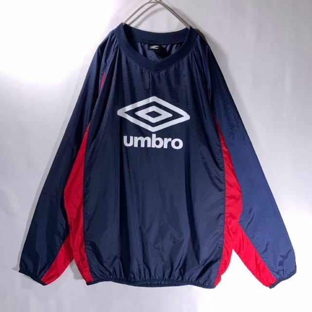 NEWお得 UMBRO - 古着 UMBRO ナイロン プルオーバー ピステ ネイビー