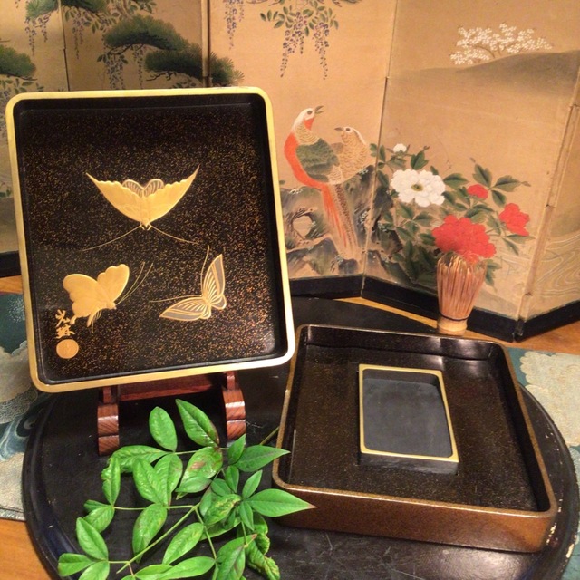 【特別出品】光琳蒔絵 硯箱 文房具 総梨地 一対鶉蒔絵 螺鈿細工 1合(共箱付)