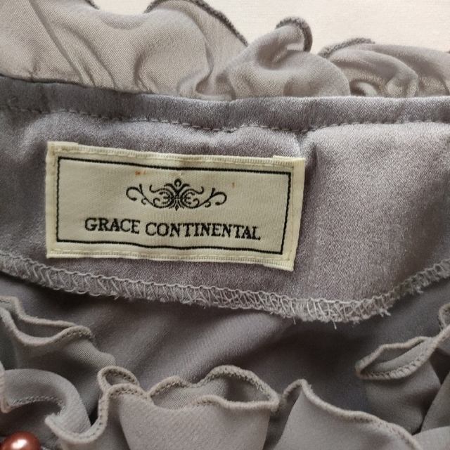 GRACE CONTINENTAL(グレースコンチネンタル)のGLACE CONTINENTAL  ワンピース　ドレス　ビジュー レディースのワンピース(ロングワンピース/マキシワンピース)の商品写真