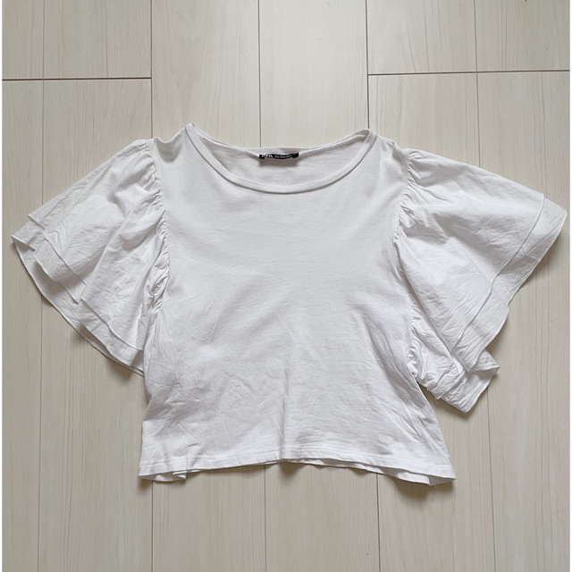 ZARA(ザラ)のZARA フリルスリーブTシャツ♡ レディースのトップス(Tシャツ(半袖/袖なし))の商品写真