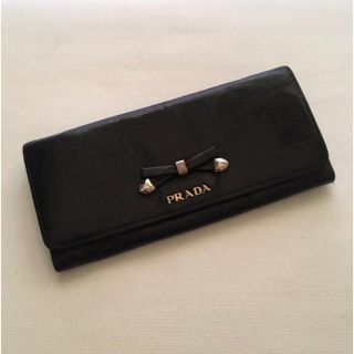 プラダ(PRADA)のPRADA 二つ折り 長財布(財布)