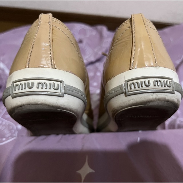 miumiu(ミュウミュウ)のmiumiuビジュースニーカー レディースの靴/シューズ(スニーカー)の商品写真