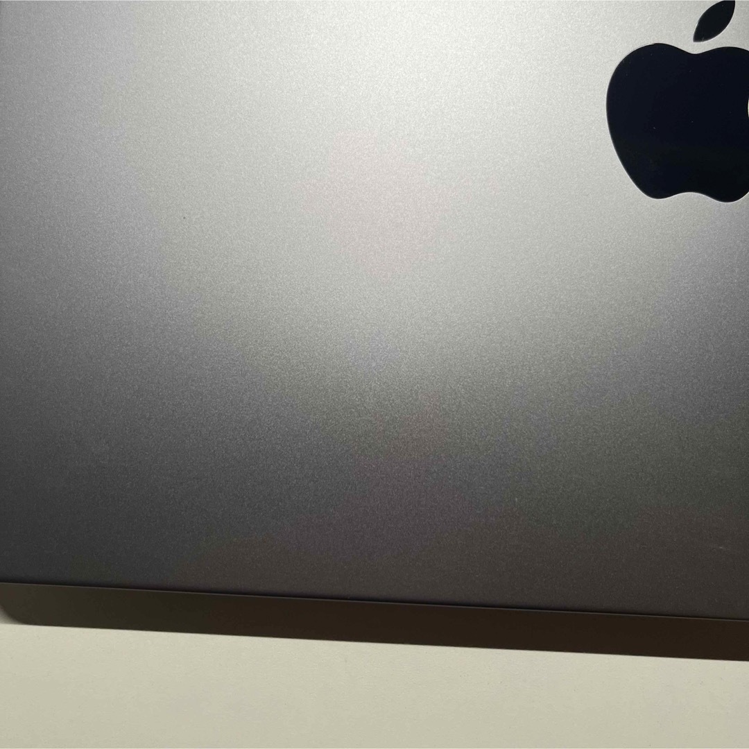 Apple(アップル)の【極美品】32GB 1TB 14インチM1pro MacBookPro  スマホ/家電/カメラのPC/タブレット(ノートPC)の商品写真