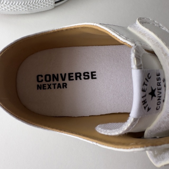 CONVERSE(コンバース)のCONVERSE NEXTAR コンバース ネクスター ベルクロ レザー レディースの靴/シューズ(スニーカー)の商品写真