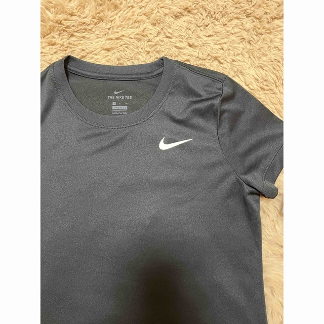 NIKE(ナイキ)のナイキ Tシャツ 半袖 レディース DRIーFIT スポーツウェア　S　 スポーツ/アウトドアのランニング(ウェア)の商品写真