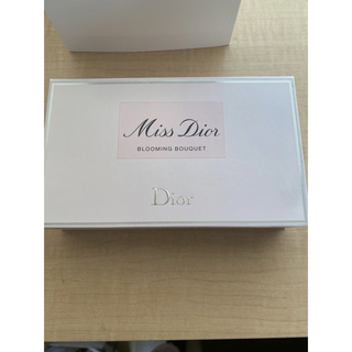 クリスチャンディオール(Christian Dior)のDior ミスディオール　コフレ　2022数量限定品　ギフトセット　新品未開封(コフレ/メイクアップセット)