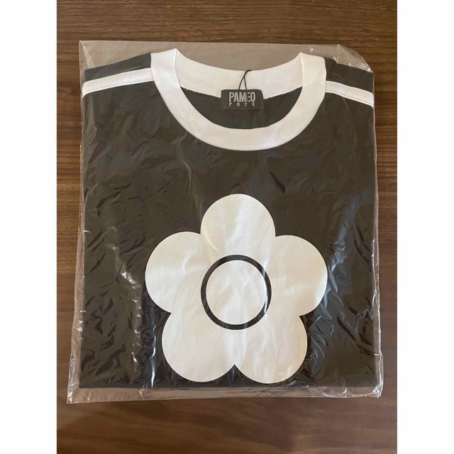 PAMEO POSE - 【新品未使用タグ付き】MARY QUANT × PAMEO POSE Tシャツ PAMEO POSE - 【新品未使用タグ付き】MARY QUANT × PAMEO POSE Tシャツ