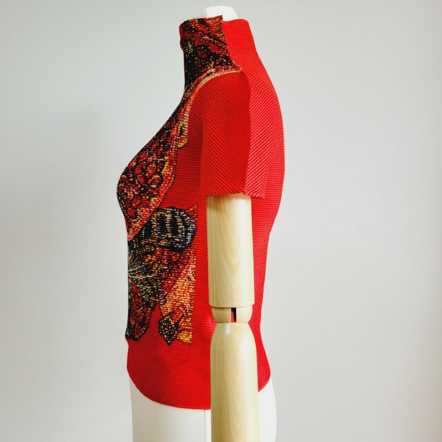 新品未使用】me ISSEY MIYAKE 横尾美美 ザクロと猫 カットソー