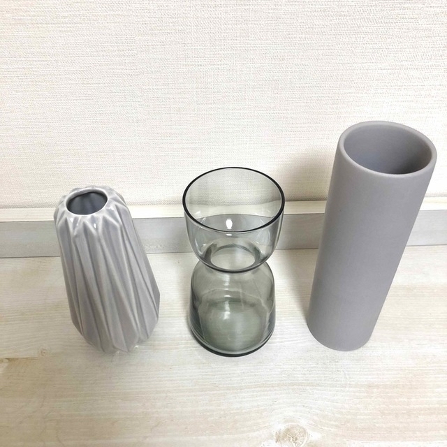 IKEA(イケア)のグレー系フラワーベース3個セット⭐︎シンプルモダンインテリア花瓶一輪挿し インテリア/住まい/日用品のインテリア小物(花瓶)の商品写真