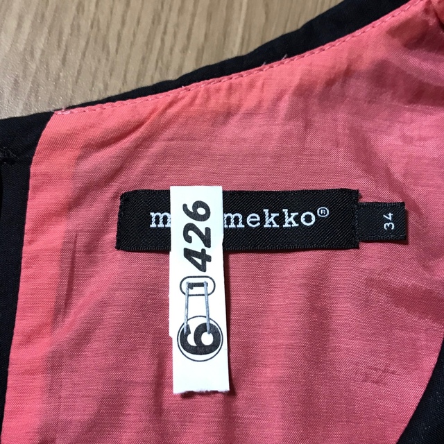 marimekko(マリメッコ)のマリメッコ   半袖ワンピース　lanketti  ブラック　ピンク レディースのワンピース(ひざ丈ワンピース)の商品写真