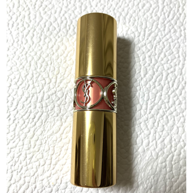 Yves Saint Laurent(イヴサンローラン)のYSL✨リップ　15番 コスメ/美容のベースメイク/化粧品(口紅)の商品写真