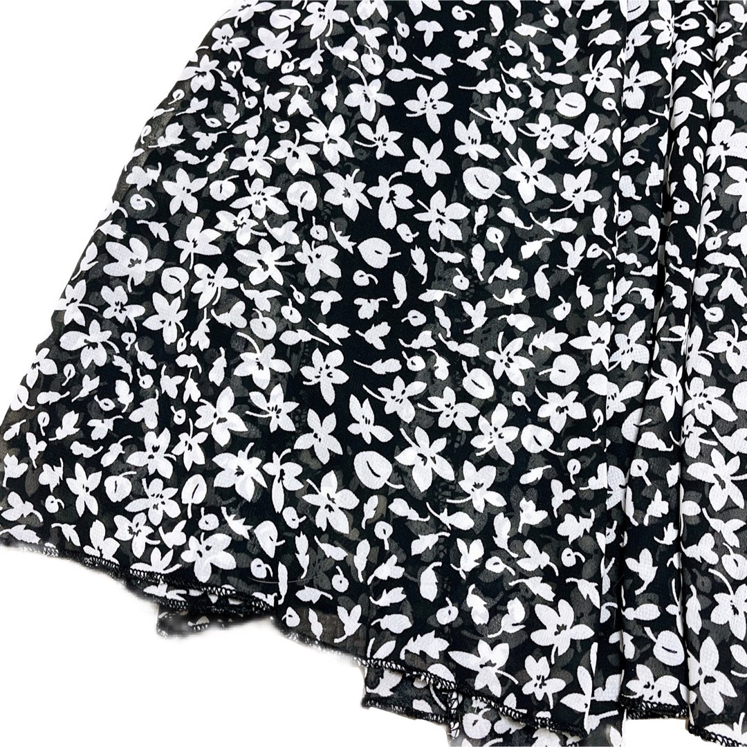 花柄　ロングスカート　フリーサイズ レディースのスカート(ロングスカート)の商品写真