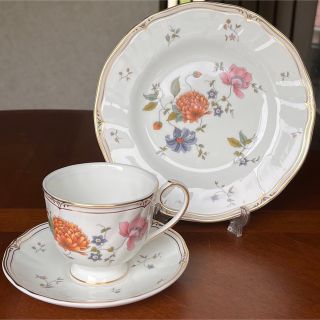 WEDGWOOD - 【黒壺美品】ウェッジウッド☆ローズミード☆トリオの通販 ...