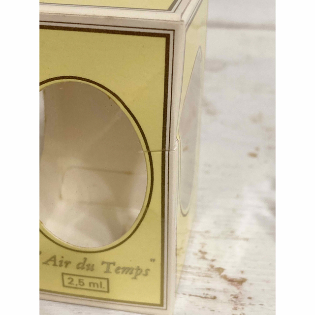 NINA RICCI - ★未使用品★ニナリッチ レールデュタン 2.5ml 箱付きの通販 by miu's shop｜ニナリッチならラクマ