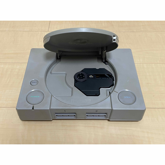 ＰＳ１ プレイステーション 本体 ソフト９点まとめ エンタメ/ホビーのゲームソフト/ゲーム機本体(家庭用ゲーム機本体)の商品写真