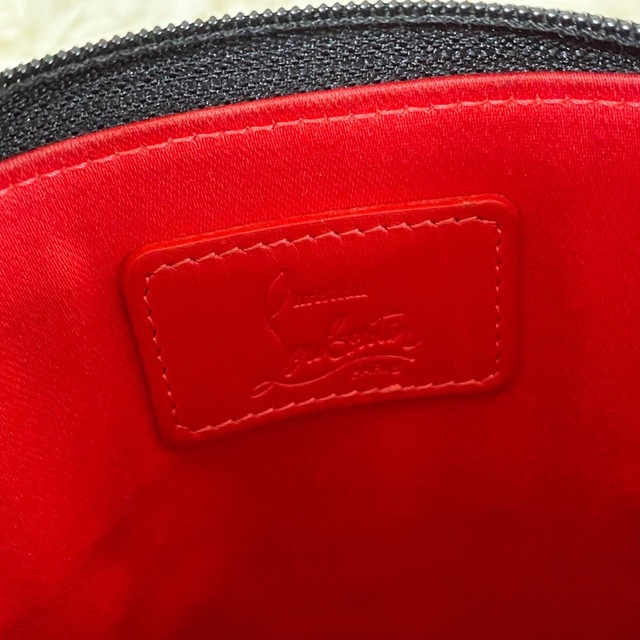 Christian Louboutin(クリスチャンルブタン)の【極美品】Christian Louboutin ショルダーポシェット ラバー レディースのバッグ(ショルダーバッグ)の商品写真