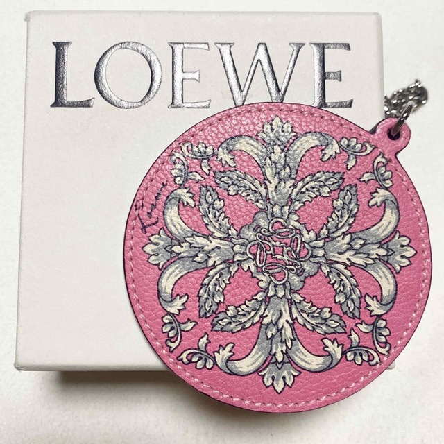 LOEWE バッグチャーム　レザー　革　キーホルダー　ストラップ