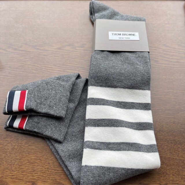 新品　トリコロールタグ　ハイソックス　Thom Browne 靴下　レッグウェア