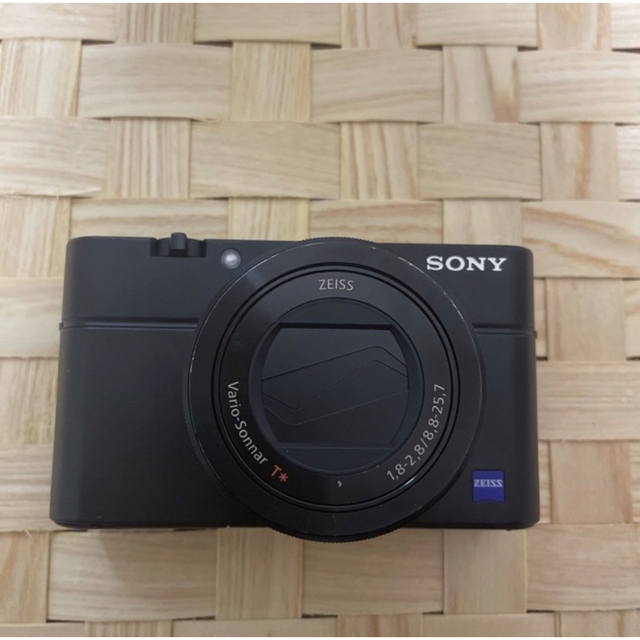 SONY Cyber−Shot RX DSC-RX100M3