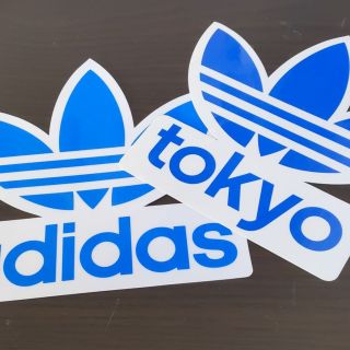 アディダス(adidas)の(縦16.5cm横16.8cm)adidas アディダス　ステッカー(その他)