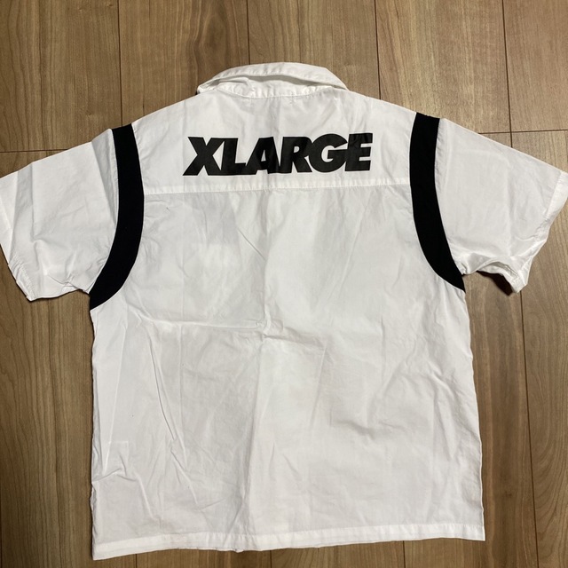 XLARGE(エクストララージ)のXLARGEKIDS 半袖シャツ　140 キッズ/ベビー/マタニティのキッズ服男の子用(90cm~)(Tシャツ/カットソー)の商品写真