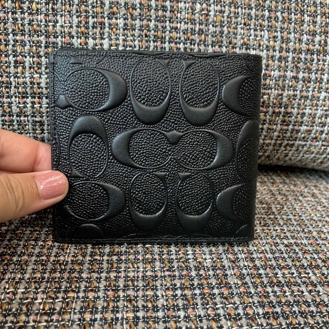 COACH(コーチ)の75363  付属品なし　　コーチ　二つ折り財布　ブラックシグネチャー メンズのファッション小物(折り財布)の商品写真