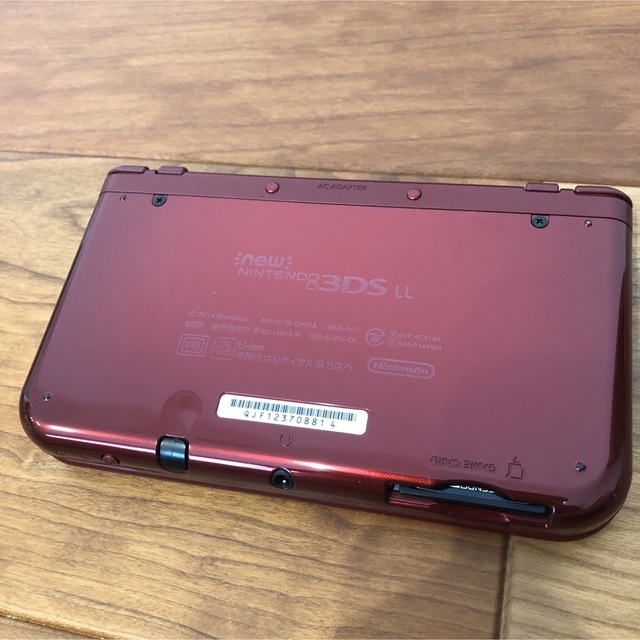 ニンテンドー3DS(ニンテンドー3DS)のNewニンテンドー3DSLL メタリックレッド　ポケモンバンク　ポケムーバー エンタメ/ホビーのゲームソフト/ゲーム機本体(携帯用ゲーム機本体)の商品写真