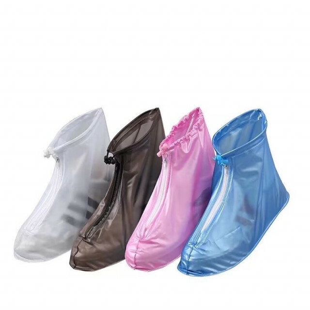 防水 シューズカバー Mサイズ 白色 レインブーツ長靴 雨具 靴カバー 半透明 レディースの靴/シューズ(レインブーツ/長靴)の商品写真