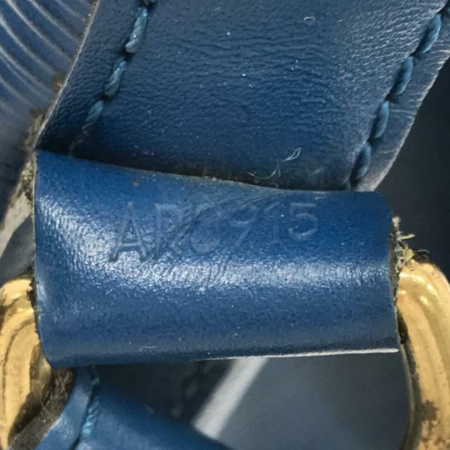 LOUIS VUITTON - ルイヴィトン ショルダーバッグ エピ ノエの通販 by