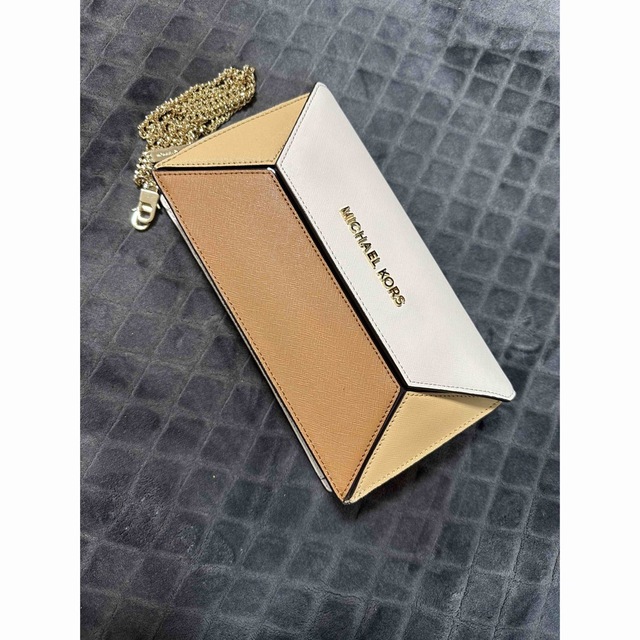 マイケルコース　MICHAEL KORS 新品