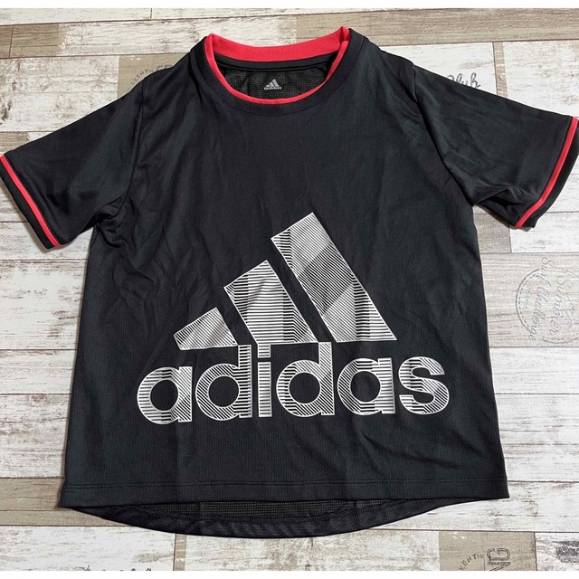 adidas(アディダス)のアディダス⭐︎上下セット【130】 キッズ/ベビー/マタニティのキッズ服男の子用(90cm~)(その他)の商品写真